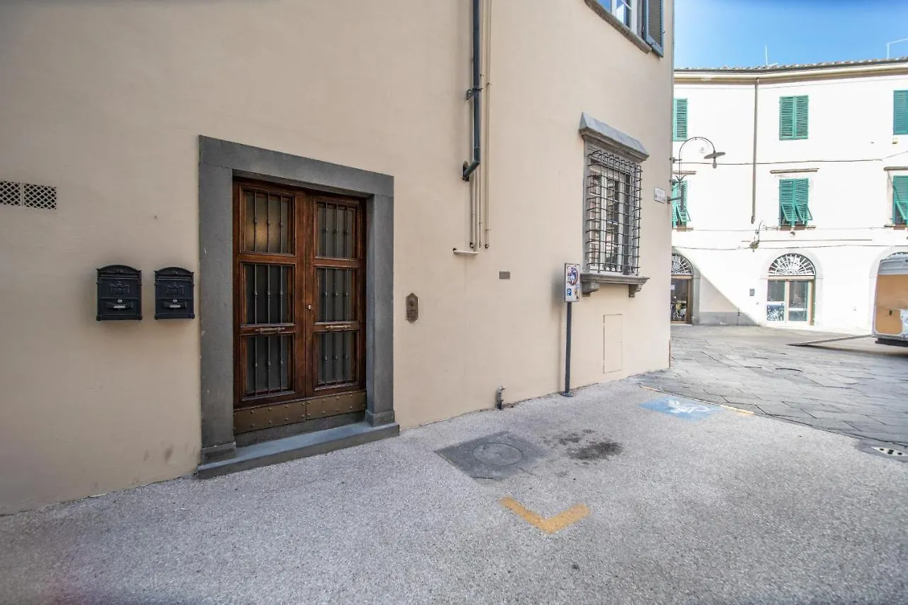 Residenza Al Pavone Luxury With Terrace Lägenhet Lucca
